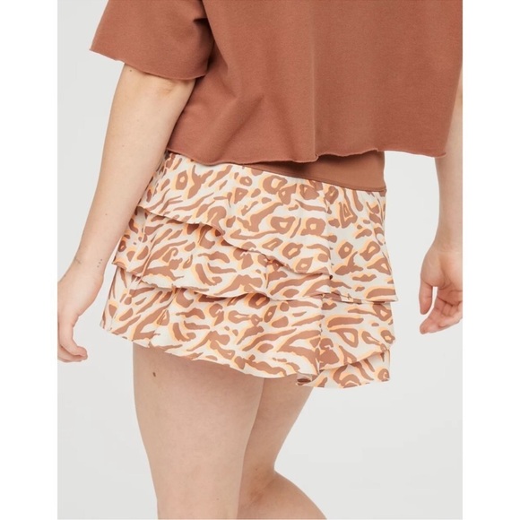 Aerie Leopard Skirt - Picture 4 of 6